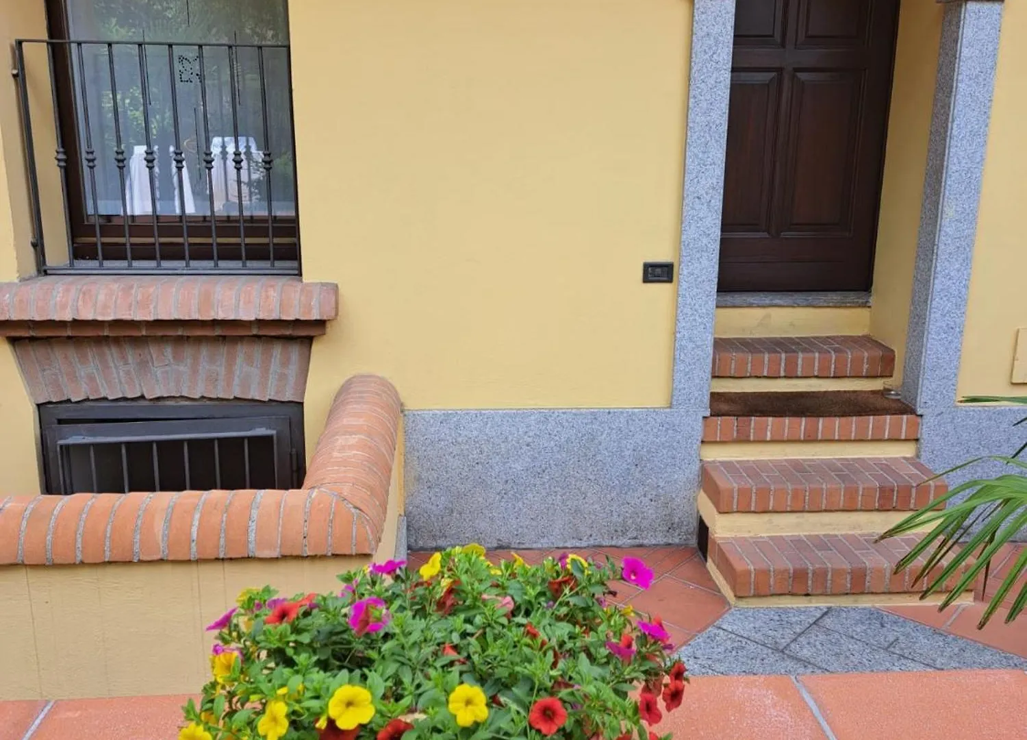 Monolocale Dalia Abbadesse Guest House Milaan