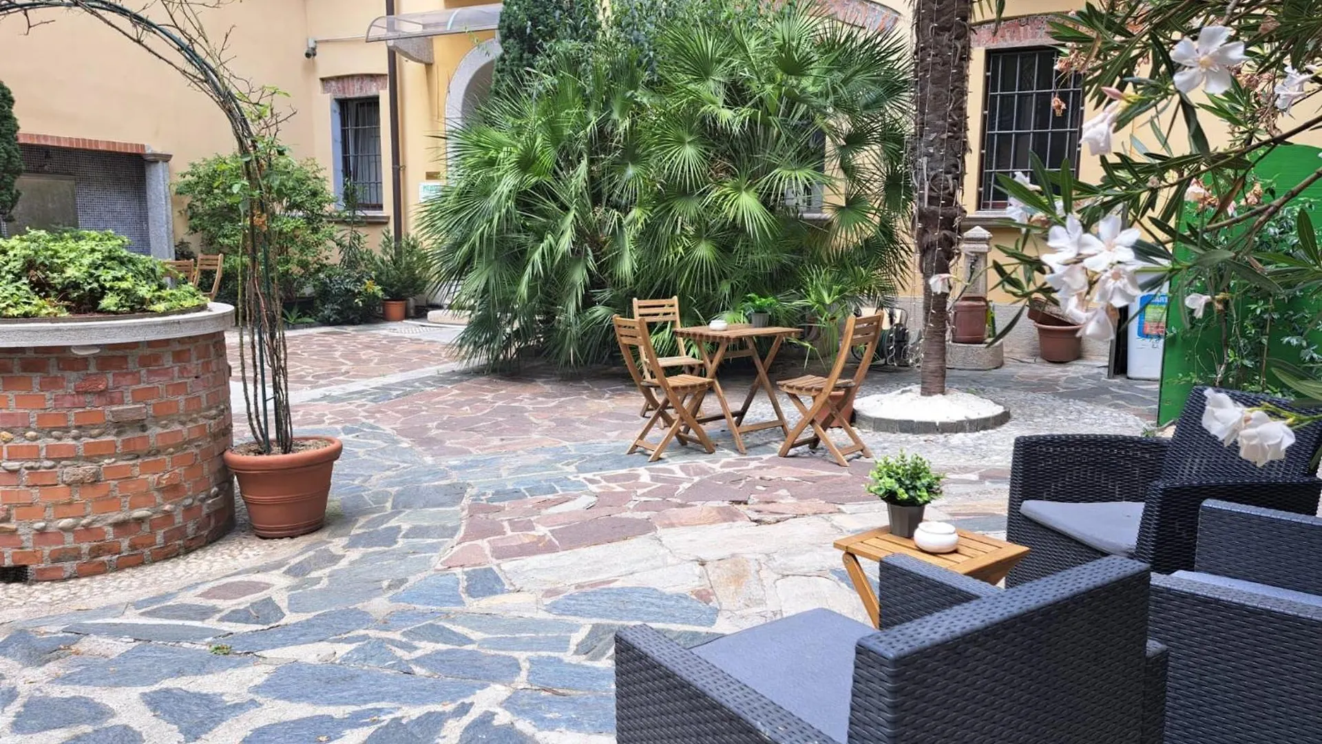 Appartement Monolocale Dalia Abbadesse Guest House Milaan Italië